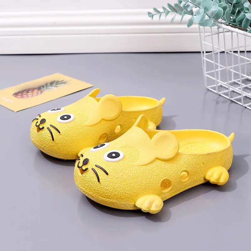 0-7y Kids Mules & Clogs Summer Baby Boys Girls Sandals Soft Cartoon Non-Slip Cute Beach Slippers Children Garden Shoes