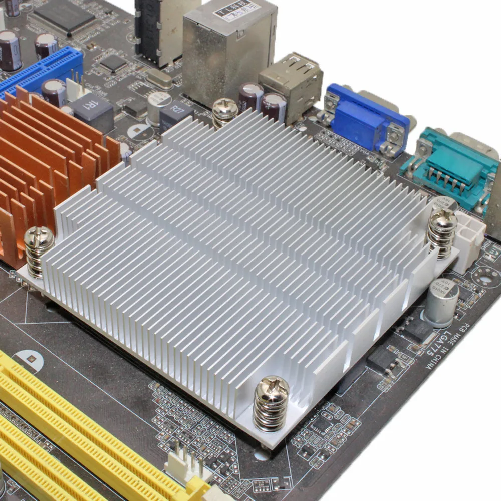 1U Server CPU-Kühler Aluminium-Kühlkörper für Intel 1150 1155 1156 I3 I5 I7 Passive Kühlung – Detail 1