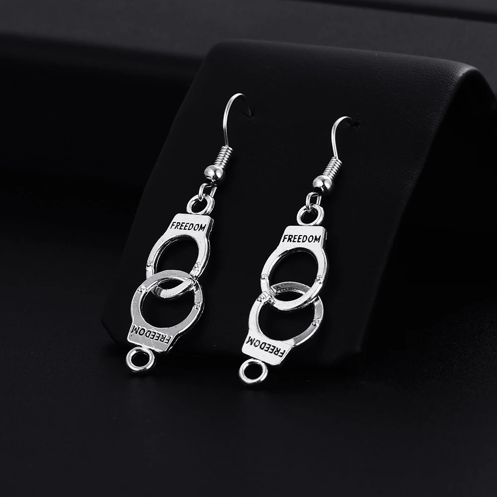 Trendy Vintage Handcuffs Shape Dangle Earrings for Women Girl Retro Drop Earrings Cute Small Object Earring Jewelry Bijoux