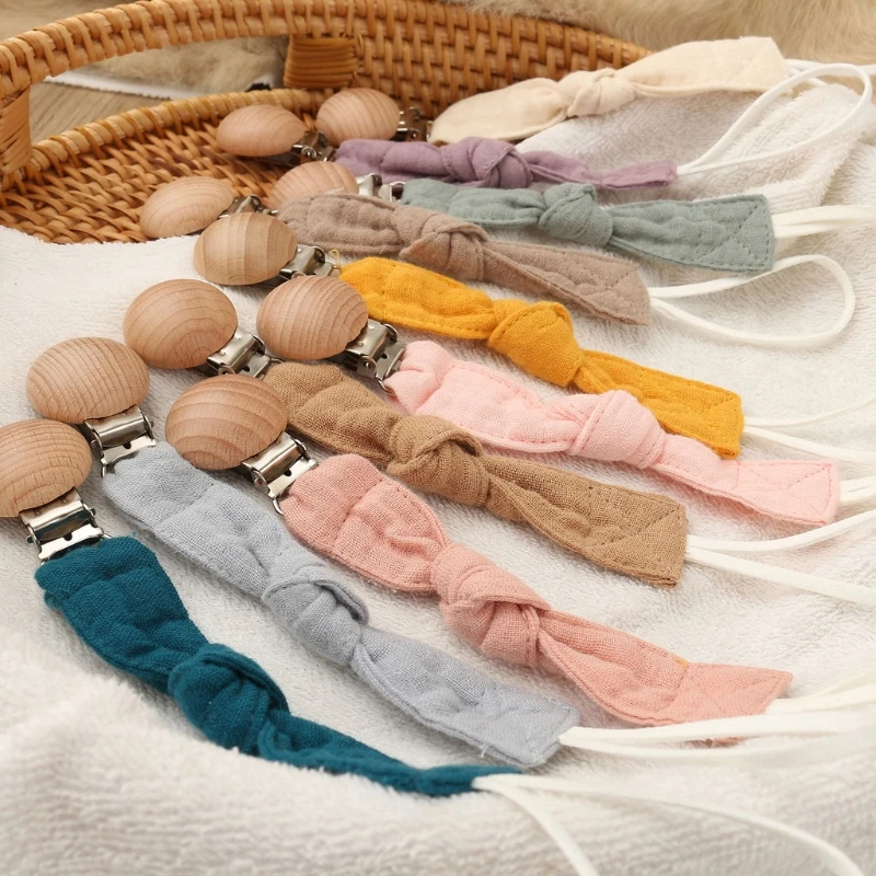 20pcs Beech Wooden Pacifier Clip Nursing Accessories Chewable Teething Diy Dummy Clip Chains Baby Teether Soother Clasp Metal