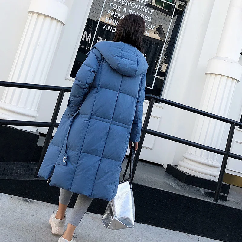 

Winter Jacket Women 90% Duck Down Coat Female Long Warm Down Parka Down Jacket Woman Hooded Outwear Clothes 2020 LWL1281