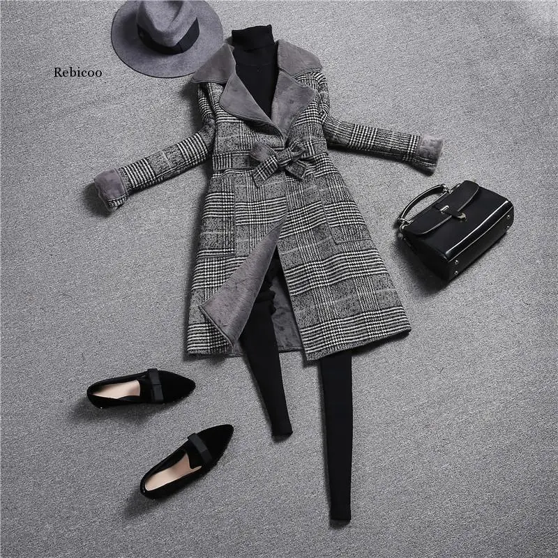 Women Slim Belt Turndown Collar Coats Fashion Vintage Plaid Wool Coat Ladies Korean Autumn Winter Warm Faux Wool Liner Outerwear