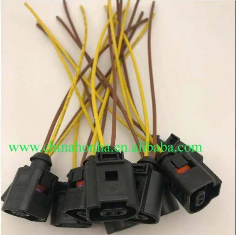 

Free shippping 5/10/20/50/100 pcs 2 pin Auto Electrical Plug wire Harness for A4 A6 A8 Q5 Q7 2004-2009 1J0973702 1J0 973 702