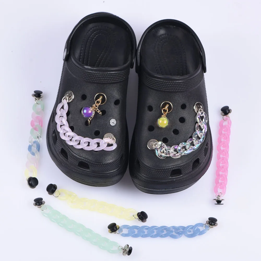 Top Seller 1 Pcs Shoes Charms Gold Silver Bling Black Chain Shoe Metal Decoration Big Clear Plastic Bracelet Accessories