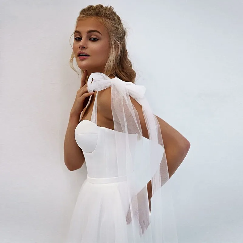 화이트 Tulle 웨딩 드레스 Boho Bow 스파게티 스트랩 a 라인 비치 신부 파티 가운 Robe De Mariage