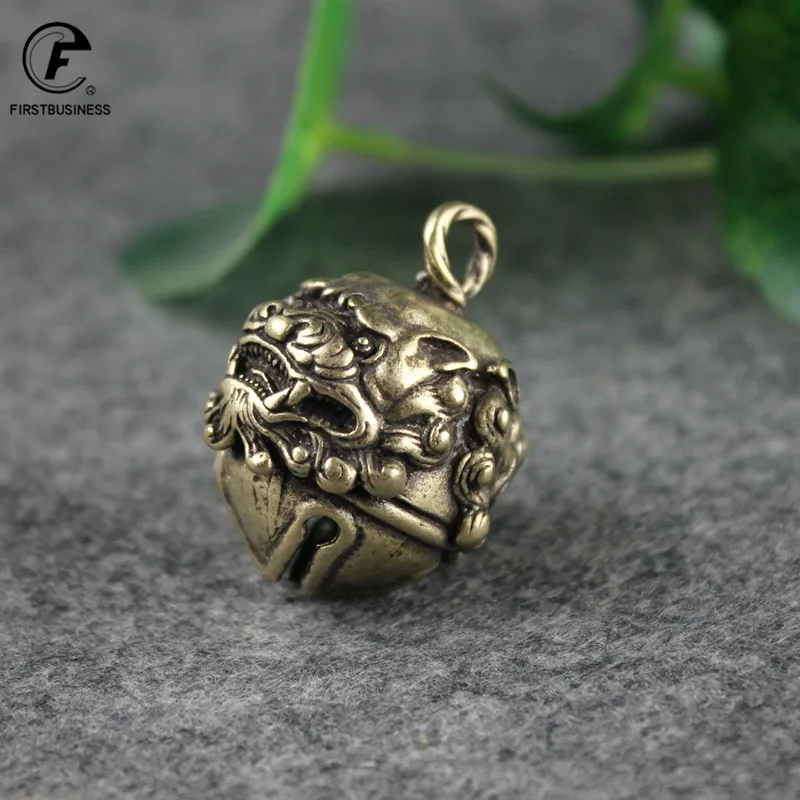 Copper Fierce Double Sided Leopard Head Bell Small Ornaments Desk Feng Shui Decorations Brass Keychain Pendants Home Pet Bell