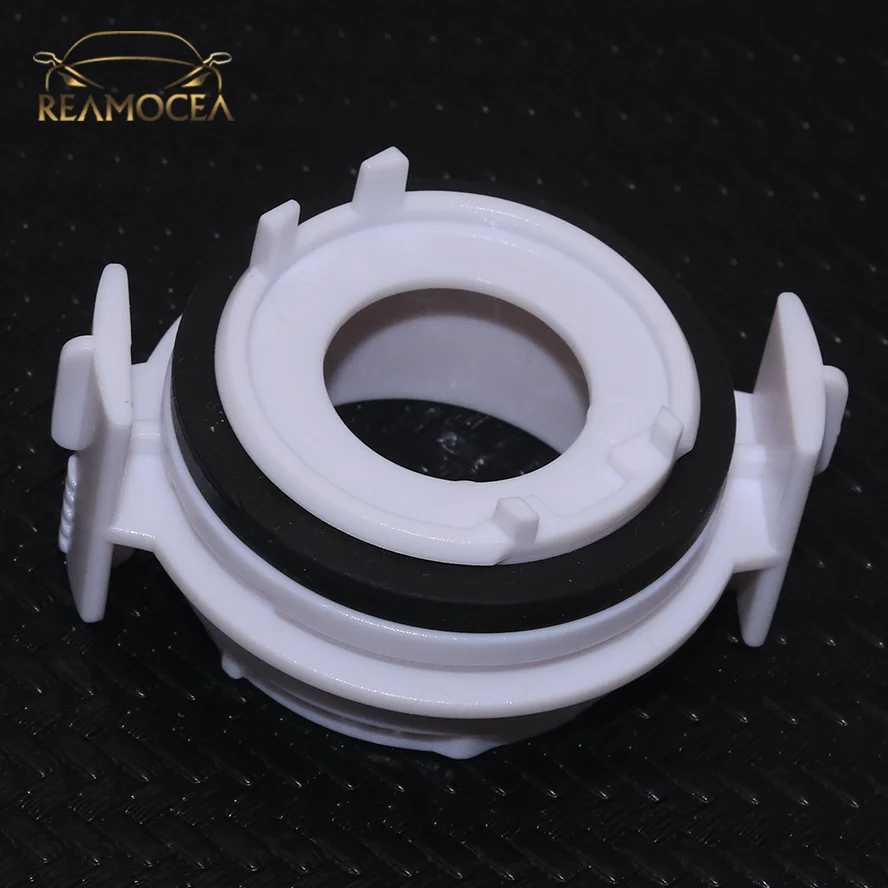 Reamocea 1X H7 Car LED Headlight Bulbs Retainer Base Holder Adapter For BMW E46 E65 E90 3 Series 325ci 325i 330ci 330i M3 328Ci