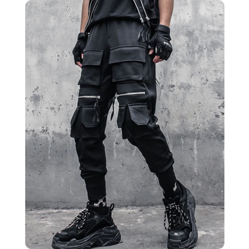 

Male feet pants loose convergent beam who pants pocket overalls cargo pants