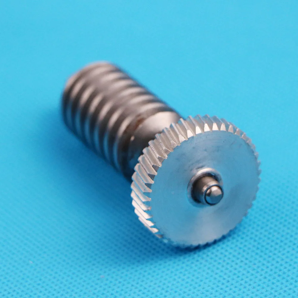7L0959112 Cayenne Seat Height Adjustment Motor Gear Screw Transmission For VW Touareg 2005-2010 For Audi A4 B6 B7 A6 C6 Q7
