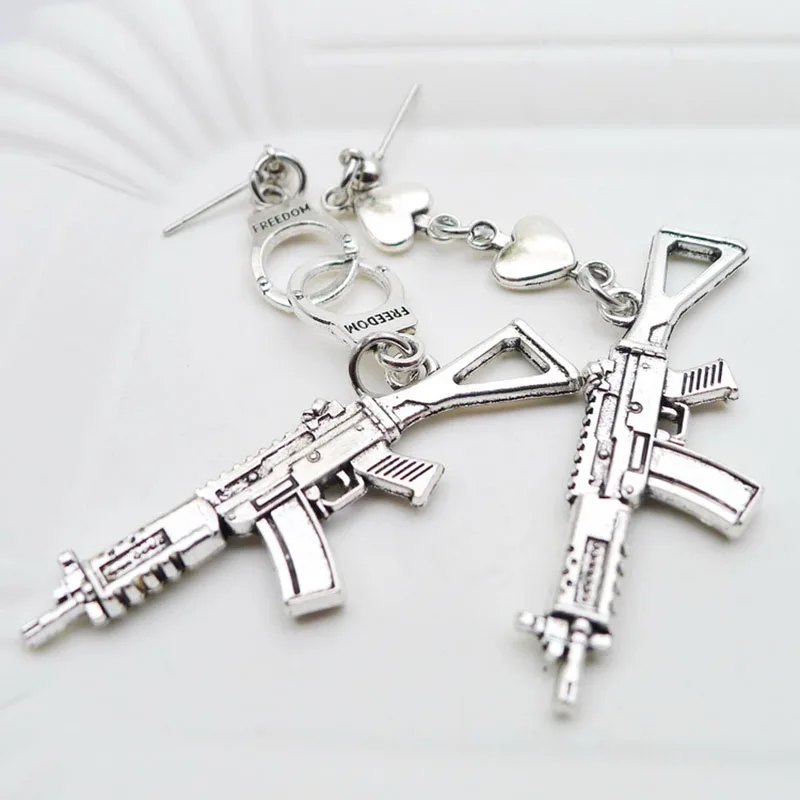 Japan And South Korea Personality Long Alloy Pistols With Regular Earrings Beng Didi Haha Temperament Wild Jewelry Earrings