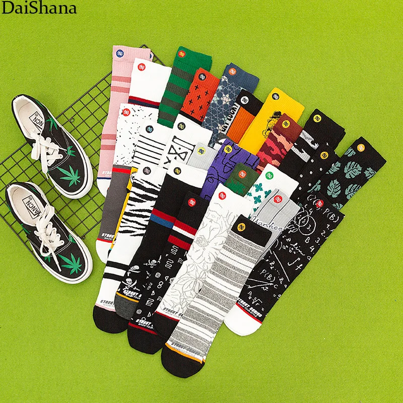 3 Paires Nouvelle Mode Unisexe Chaussettes Harajuku Style Coréen Coton Femmes Chaussettes Skateboard Happy Crew Tide chaussettes Meias Mujer EU36-44