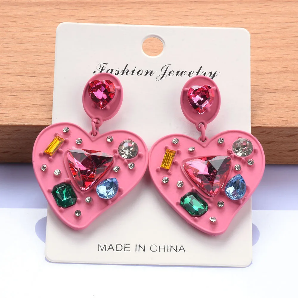 2024 New ZA Fashion Enamel Pink Heart Shape Metal Earrings Women Luxury Crystal Rhinestone Indian Statement Earrings Jewelry