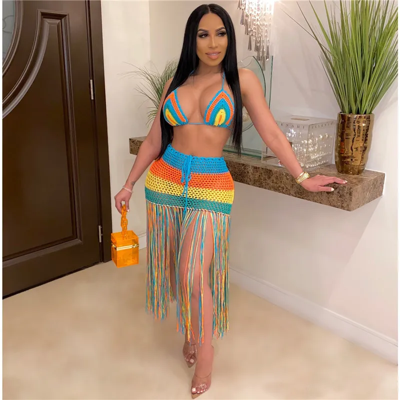 Zestaw 2-częściowy: dziergany top do biustonosza, bikini, damski strój kąpielowy, ręcznie robiona szydełkowa narzutka na bikini, długa spódnica plażowa z frędzlami, pareo.