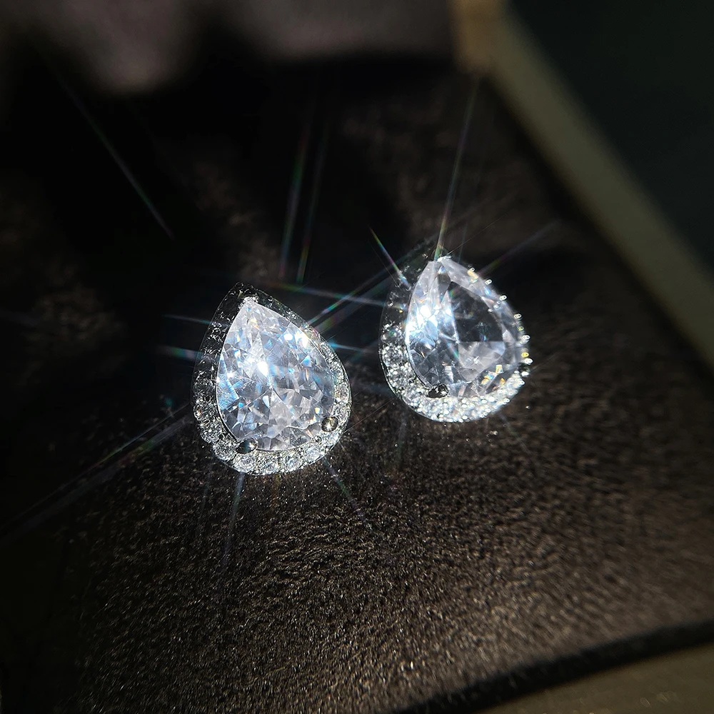 Huitan Romantic Pear Shape Women Stud Earring Dazzling CZ Exquisite Anniversary Gift Versatile Female Earrings Fashion Jewelry