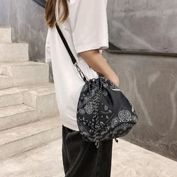 A69C Ethnic Vintage Paisley Floral Drawstring Bucket Bag Retro Adjustable Shoulder Strap Messgenger Handbag Crossbody Purse