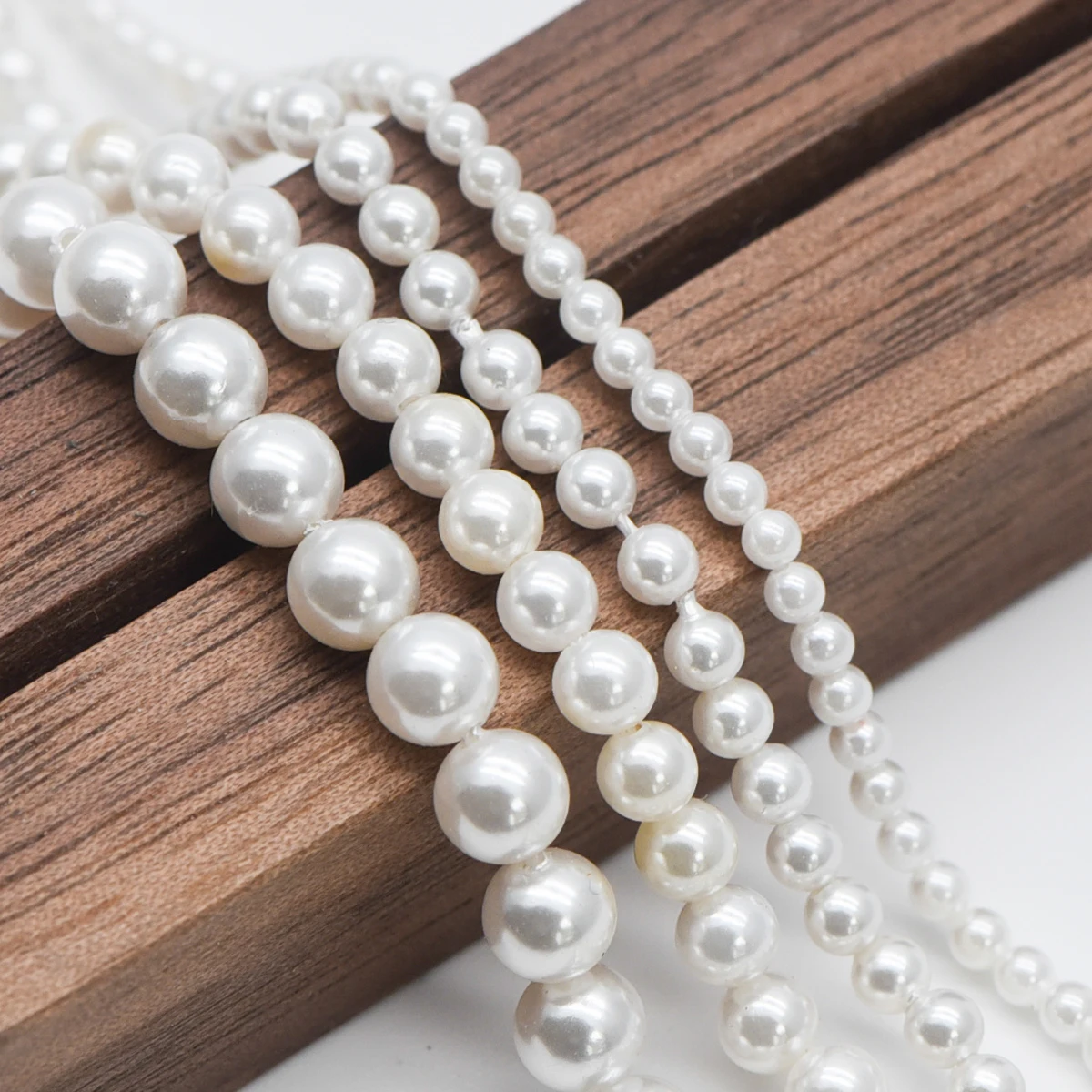 White Smooth Round Shell Beads with Pearl-Colored Coating, 2.5/ 3/ 4/ 5/ 6/ 8mm Tiny Size- (V1332) /16