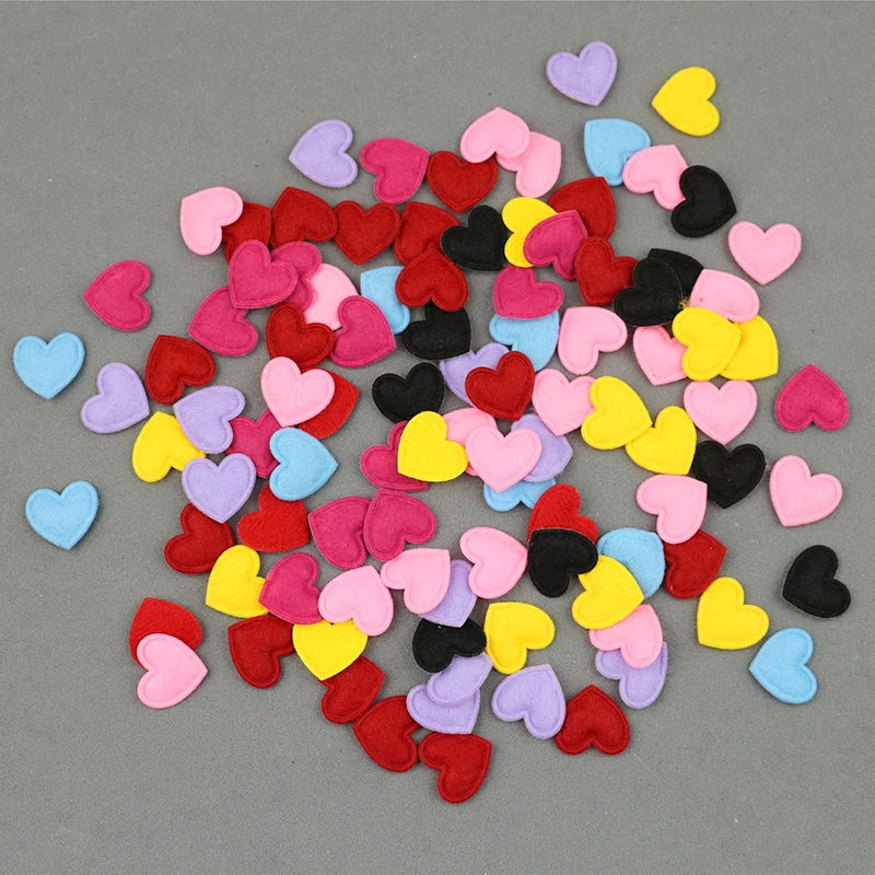 200 sztuk Mini Love Heart wyściełane Patch czuł tkaniny aplikacje DIY Craft Supplie księga gości Basteln materiały szpilka akcesoria do włosów