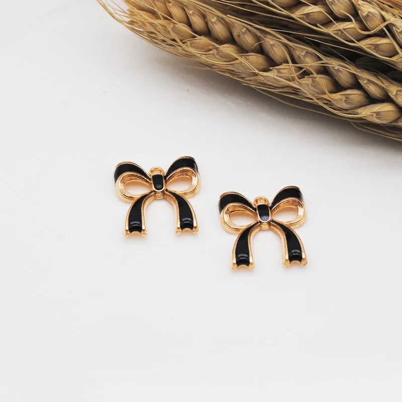 10pcs/lot Good Quality Pink/Black/White Bow Tie Alloy Pendant Charm Women\'s Fashion Bracelet DIY Jewelry Findings 18*19mm