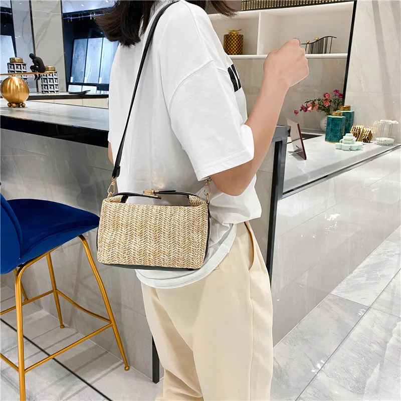 Kadınlar için moda hasır çanta çanta 2020 yeni yaz plaj çantası kamış örgü çanta el yapımı Vintage dokuma kadın omuz çantaları