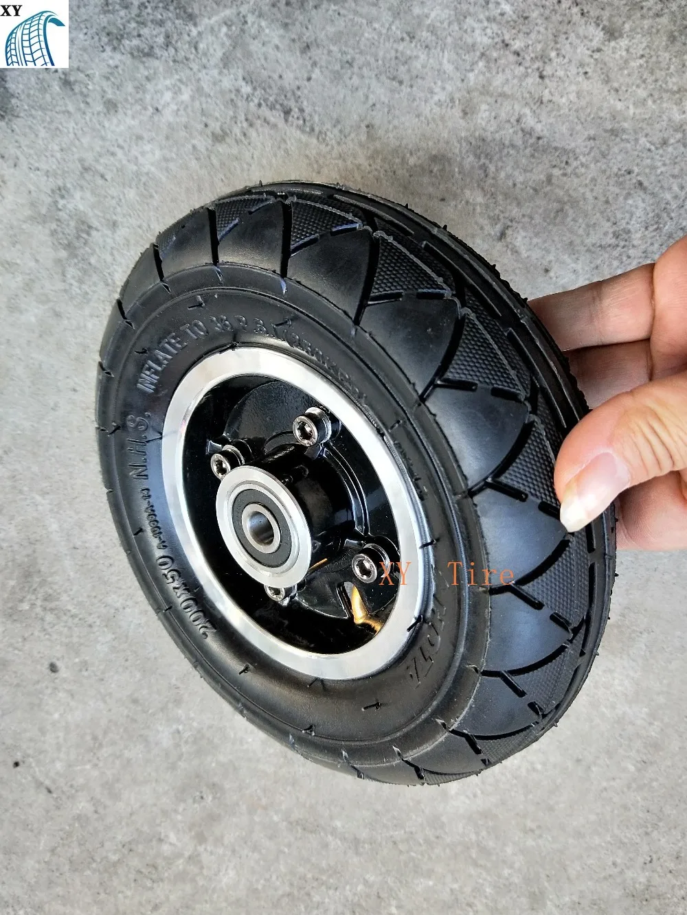 Electric Scooter Tyre with Wheel Hub 8\