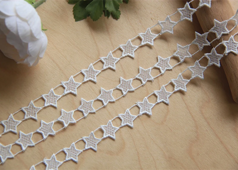 10Yds 1.5cm Width Star Applique Patch White Embroidered Lace Fabrics Women's Clothing DIY Laces Trim High Quality