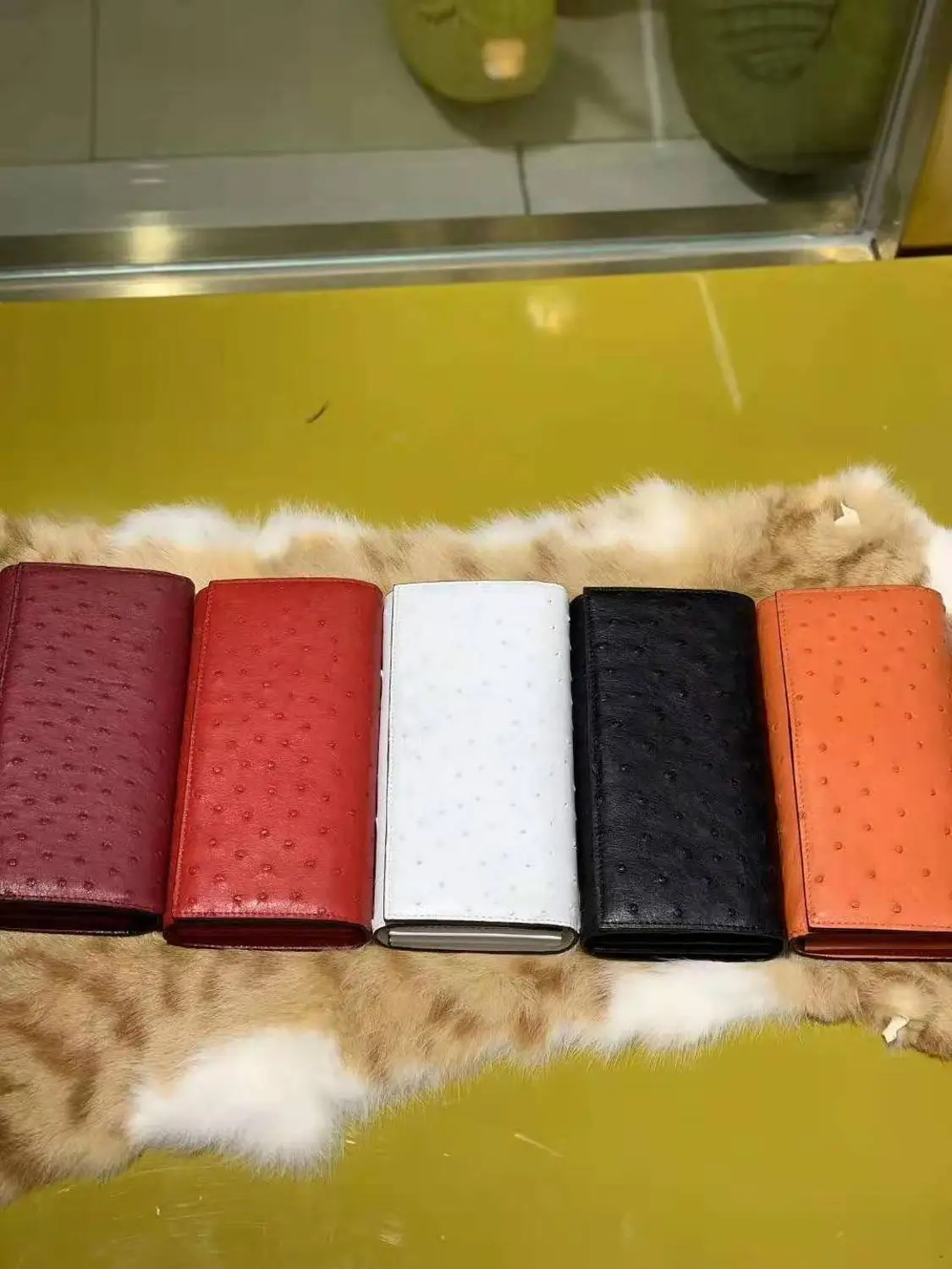 High End Soft 100% Genuine ostrich skin leather wallets and purse bank credit card holder with handle long zipper wallets