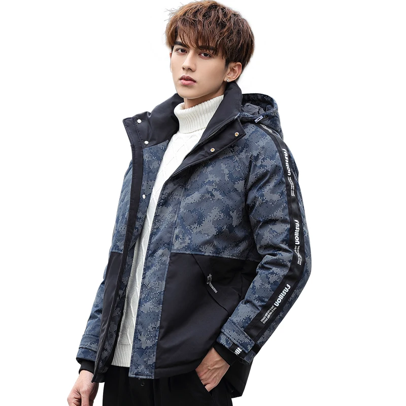 The new 2021 men's short White eiderdown fashion style hooded down coat travel brand warm high quality camouflage graffiti coat