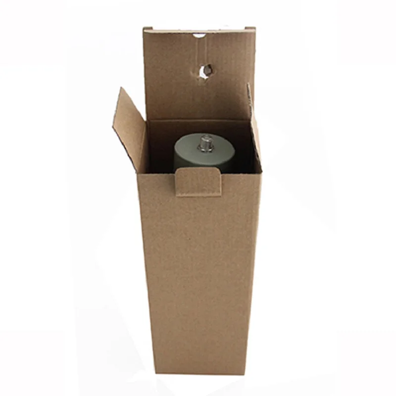 LNBF Polarização Linear FTA, C/KU Band, preço baixo, boa qualidade, Made in China, venda quente para o mercado da Rússia