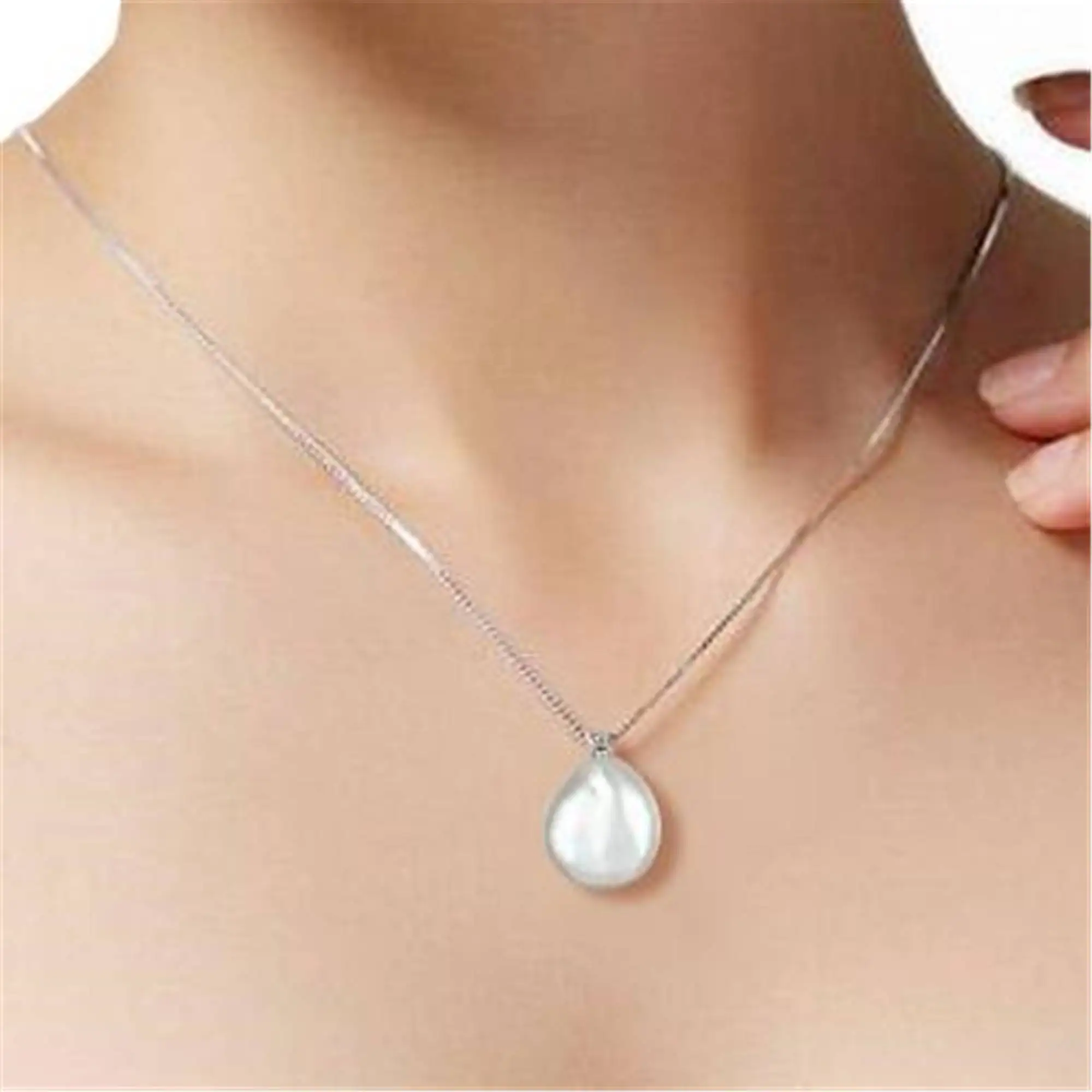 

14-15mm Baroque Natural Freshwater Pearl Necklace 18 Inches Women Wedding Flawless Classic Jewelry Hang Gift Chic