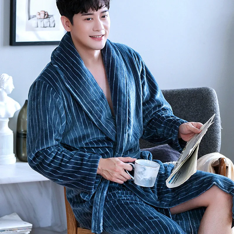 

H5951 Men Winter Robes Nightwear Male Thickened Coral Flannel Bathrobe Plus Size Casual Thermal Long Sleeve Comfortable Homewear