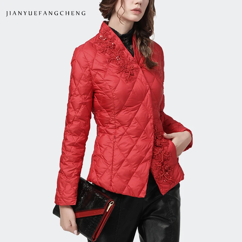 Fashion Women 2020 Winter Down Jacket Red Slim Beaded Short Duck Down Coat Warm Thickened Lightly Top Korean Casual Down Jackets