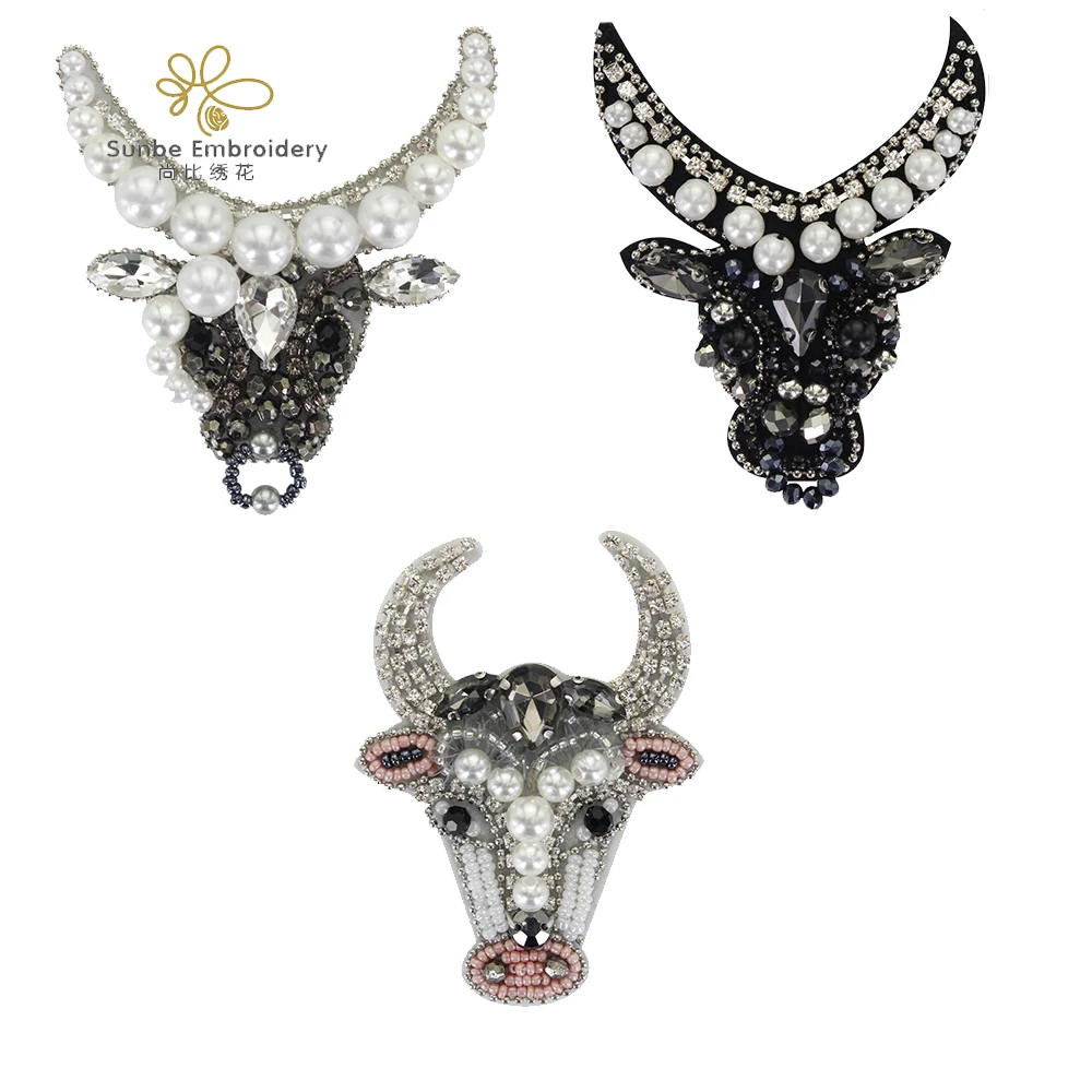 Beaded Motifs Patches Ox Head DIY Clothes Applique Patches Rhinestones Crystal Cow Decoration Craft Sew on