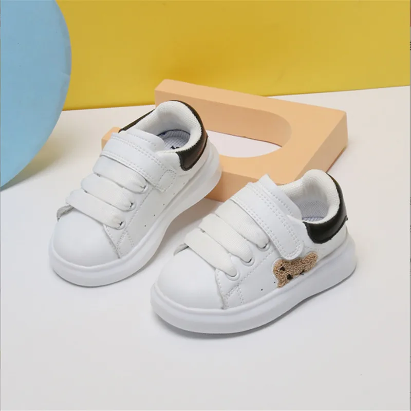 New Sping/Autumn Baby Shoes Leather Toddler Boys Girls Sneakers Cute Bear Soft Sole White Tennis Fashion Little Kids Shoes