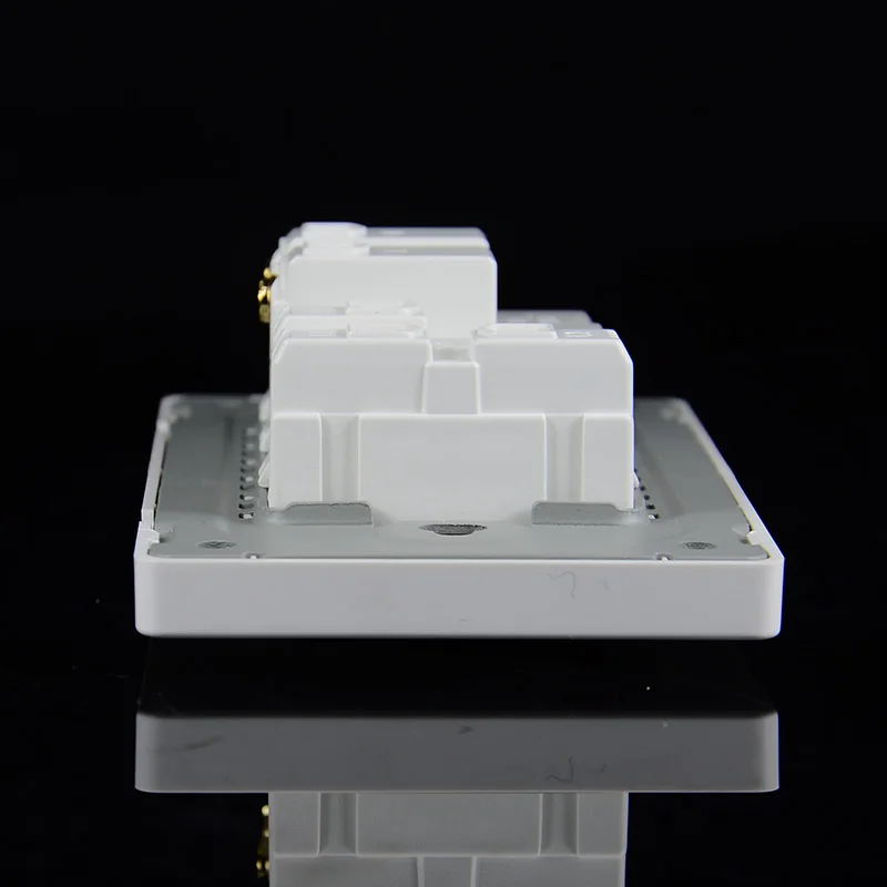 EU-Haushaltssteckdose nach deutschem Standard 16A 2-Loch-Stecker mit 15A 1-fach 1-Wege-Schalter 118 *74mm PC Flammhemmendes Panel – Detail 9
