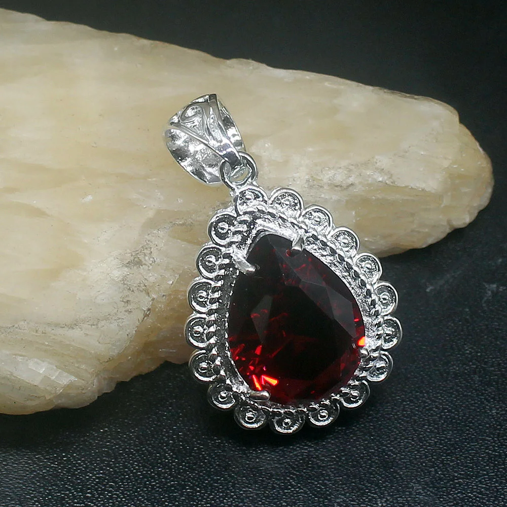 

Gemstonefactory Jewelry Big Promotion 925 Silver Red Garnet Excellent Women Ladies Mom Gifts Necklace Pendant 20213659