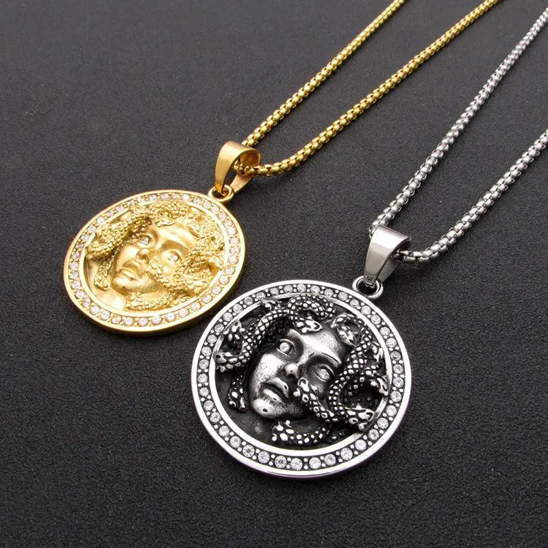 Vintage Ancient Greek Mythology Medusa Zircon Round Pendant Necklace for Women Personality Trend Amulet Necklace Jewelry