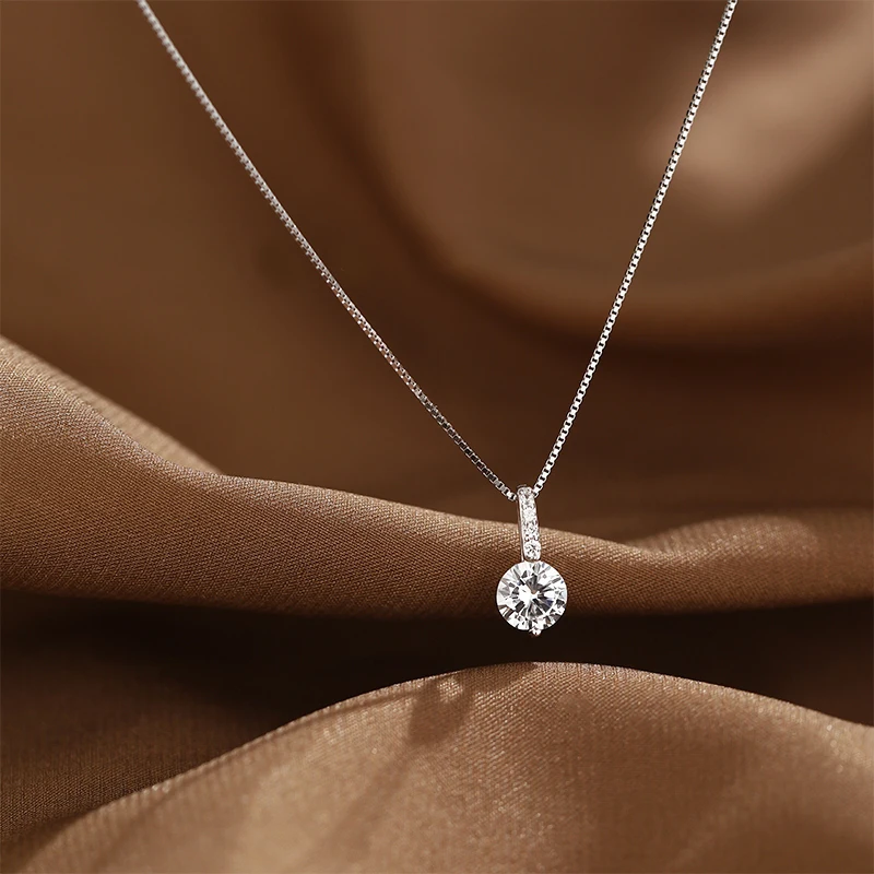 Hot New 925 Sterling Silver Flash Diamond Necklace Simple Zircon Water Drop Pendant Feminine Clavicle Chain Fashion Jewelry Gift