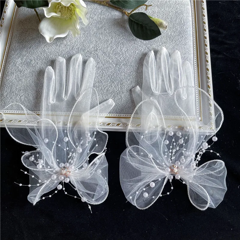 Wedding Gloves Transparent Gauze Bowknot Tulle Gloves Pearl Beaded Bridal Short Full Finger Dress Gloves Marriage Accessories