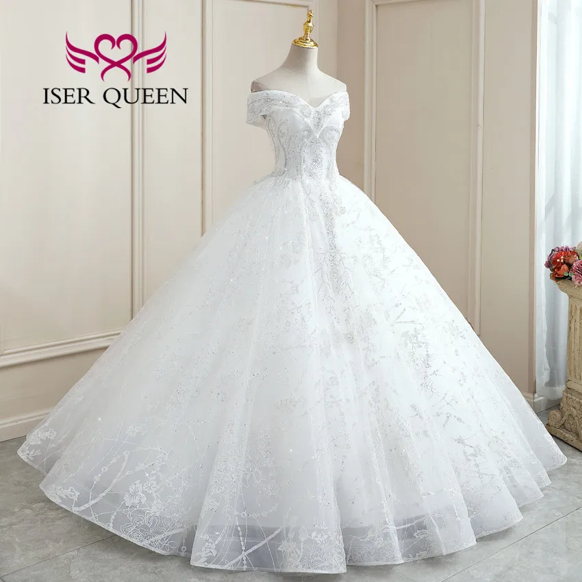 ที่กําหนดเองปิดไหล่แขนสั้นยุโรปชุดแต่งงานไข่มุกลูกปัด Bright ลูกไม้ Appliques ชุดบอลชุดเจ้าสาว WX0256