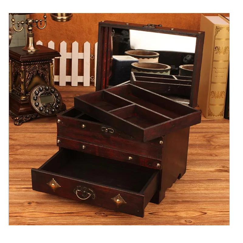 

Vintage large wooden jewelry box with lock pattern Toilet case Desktop finishing box storage box princess storage box wooden