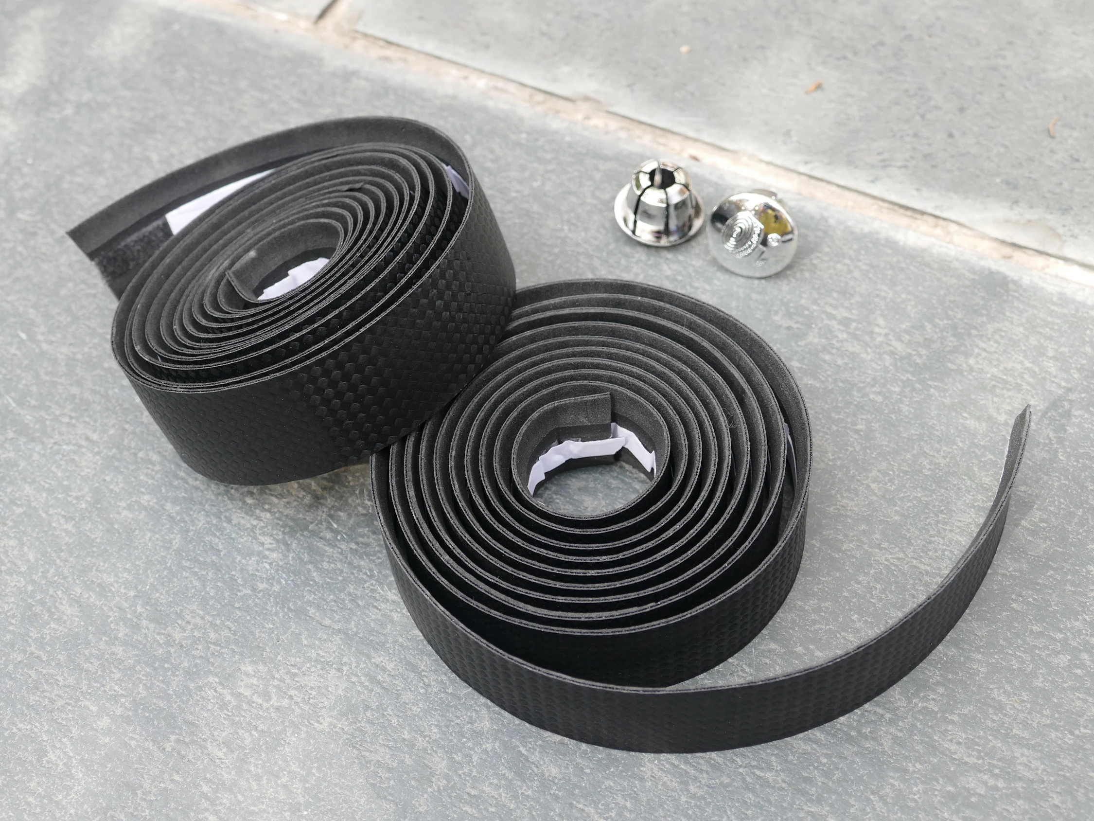 Black  Bar Tape Bar Handlebar Tape Carbon 3K Weave Handlebar Tape Including 2 handlebar tapes + 2 bar plugs