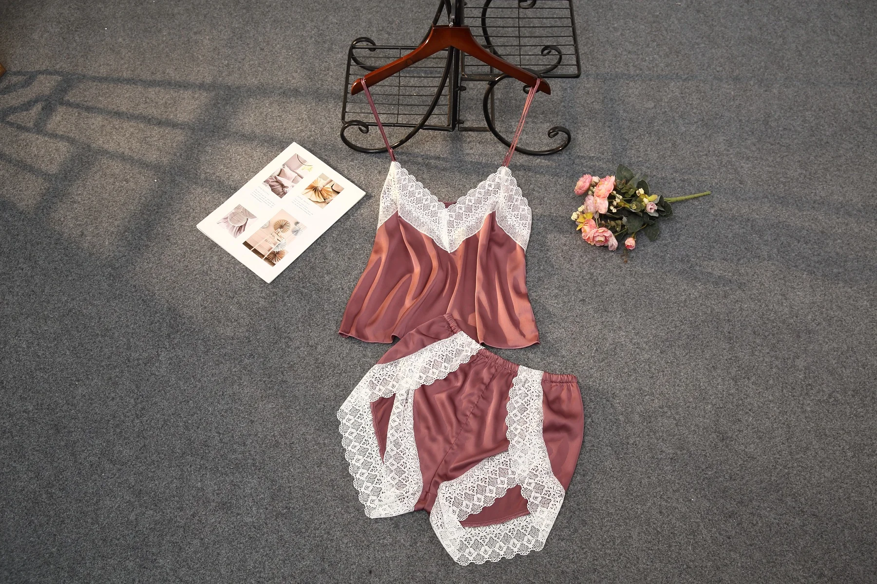 

2021 Solid Color Lace Women Pajama Sets Summer Cute Short Sexy Home Wear Nightwear Sexy Silk Satin Pajamas For Teen Girls