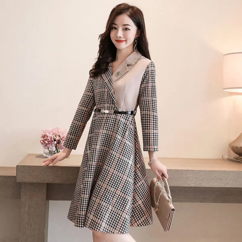 

new women's spring and autumn long-sleeved Korean version of the Slim was thin temperament long Plaid stitching big swing dress