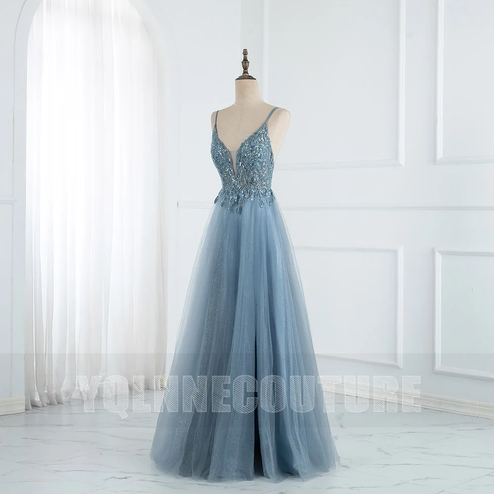 YQLNNE Dusty Blue คริสตัล Tulle ชุดราตรียาวสายรัดลูกปัด Backless ชั้นพรรคเซ็กซี่ชุด Slit จริงรูปภาพ