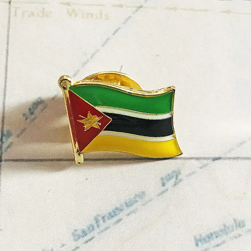 Mozambique National Flag Lapel Pins Crystal Epoxy Metal Enamel Badge Paint Brooch Souvenir Suit Gersonality Commemorative Gifts