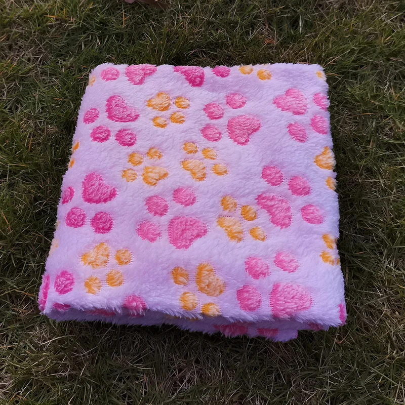 Pet Blanket Dog Bed Mats Soft Flannel Fleece Warm Sleeping Beds Cover Mat For Puppy Cat Supplies Dog Sofa Cushion