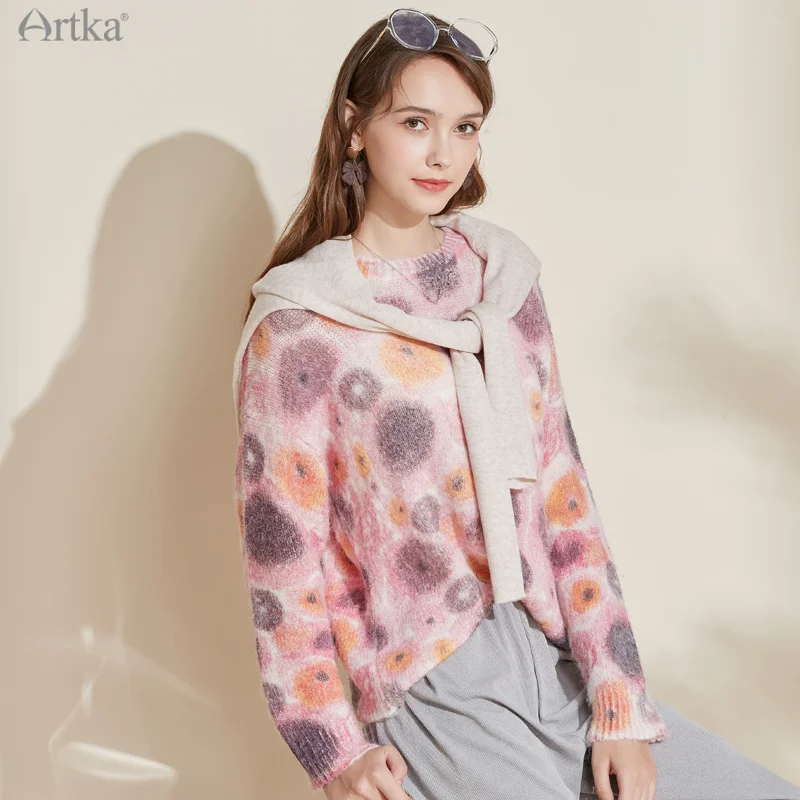 ARTKA 2021 Autumn New Women Knitwear Elegant Floral Knitting Sweater O-Neck Pullover Long Sleeve Loose Knitwear YB29016Q