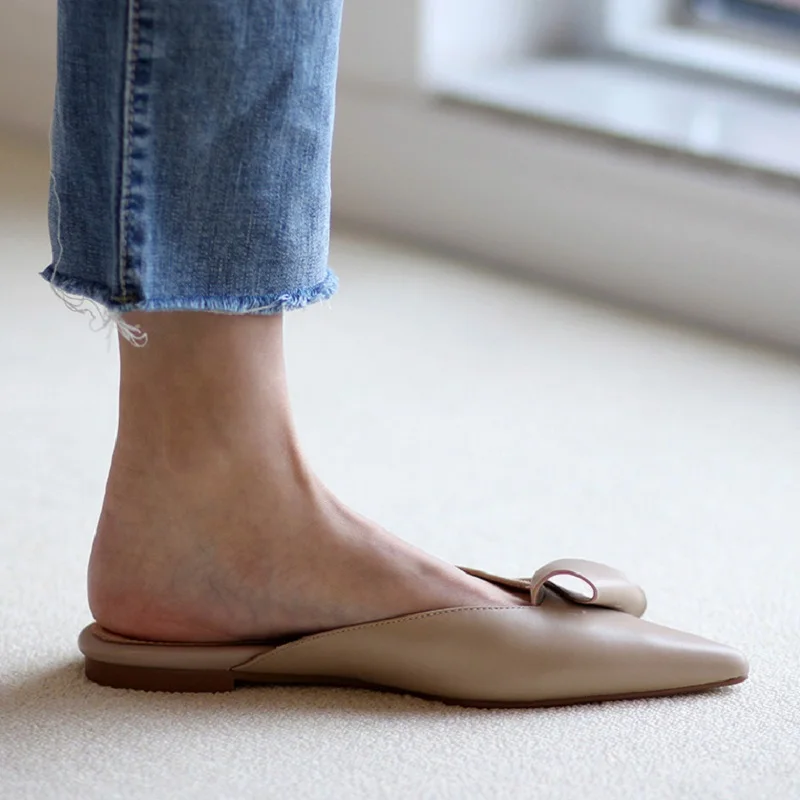 Woman 2022 Women Cow Leather Mules Flats Shallow Slippers Pointed Toe Designer Mules Ladies Casual Flat Shoes Korea Style