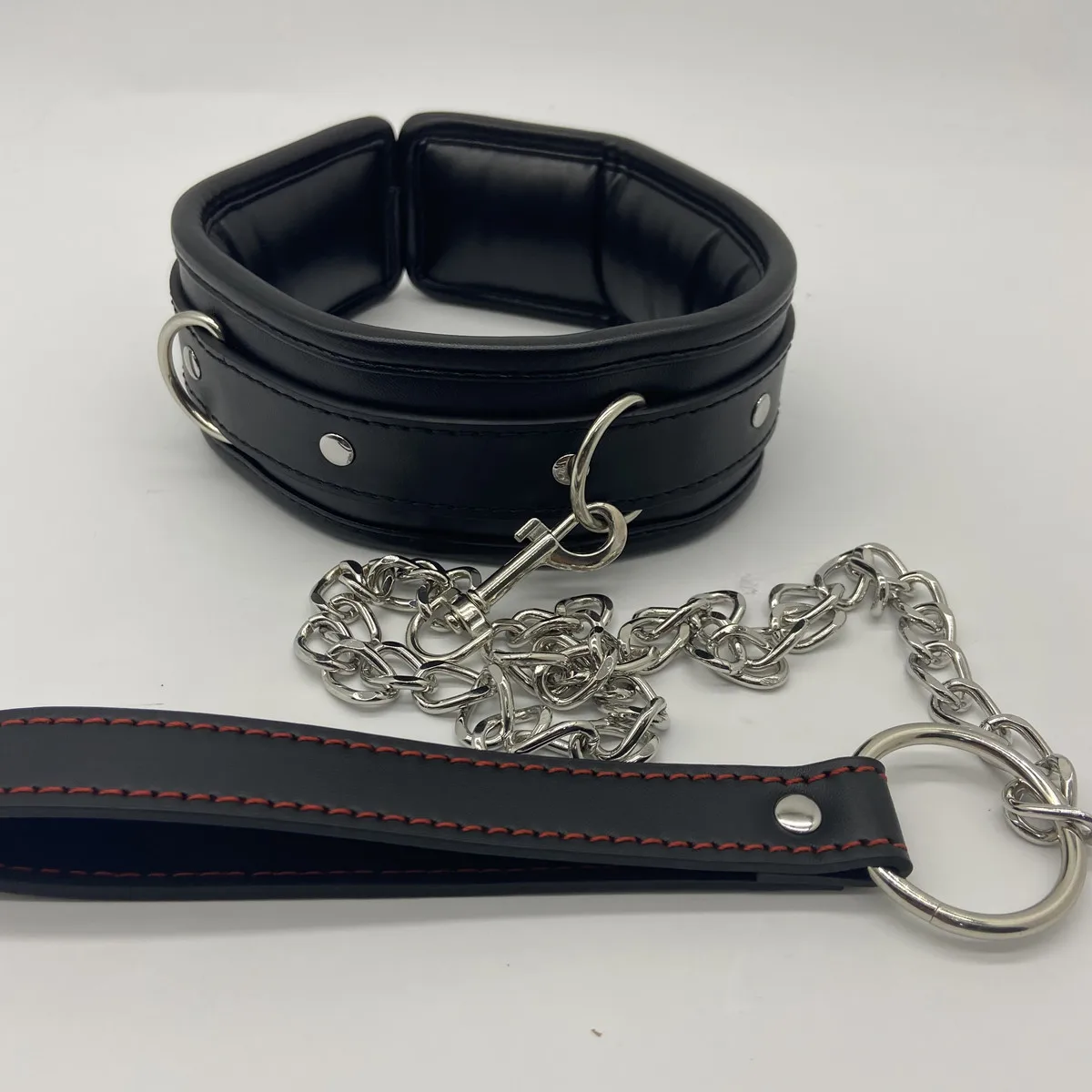 Bdsm Bondage Leather Strap of Slave Restraints Choker Collar with Metal Chain for Men Women Gay Fetish Traction Flirt Sex Toys