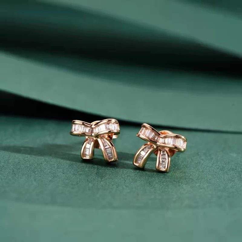 

AU750 18K White Gold Stud Earrings for Women Natural Diamond Bowknot Cute Romantic Party Gift